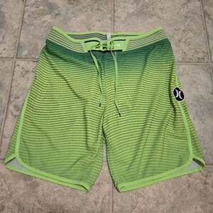 Mens Hurley Swim Trunks Size 32